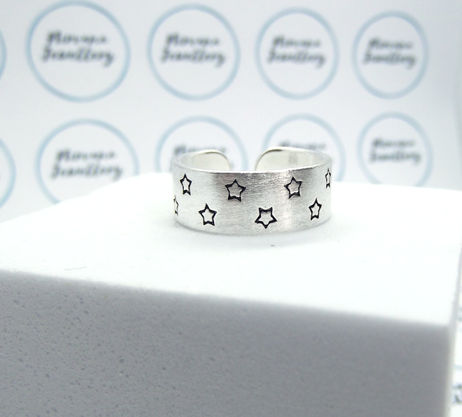 Adjustable Star Ring