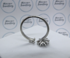 Adjustable Daisy Ring, Flower Ring