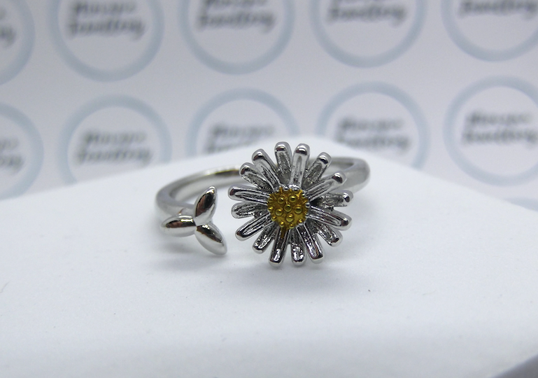 Adjustable Daisy Ring, Flower Ring