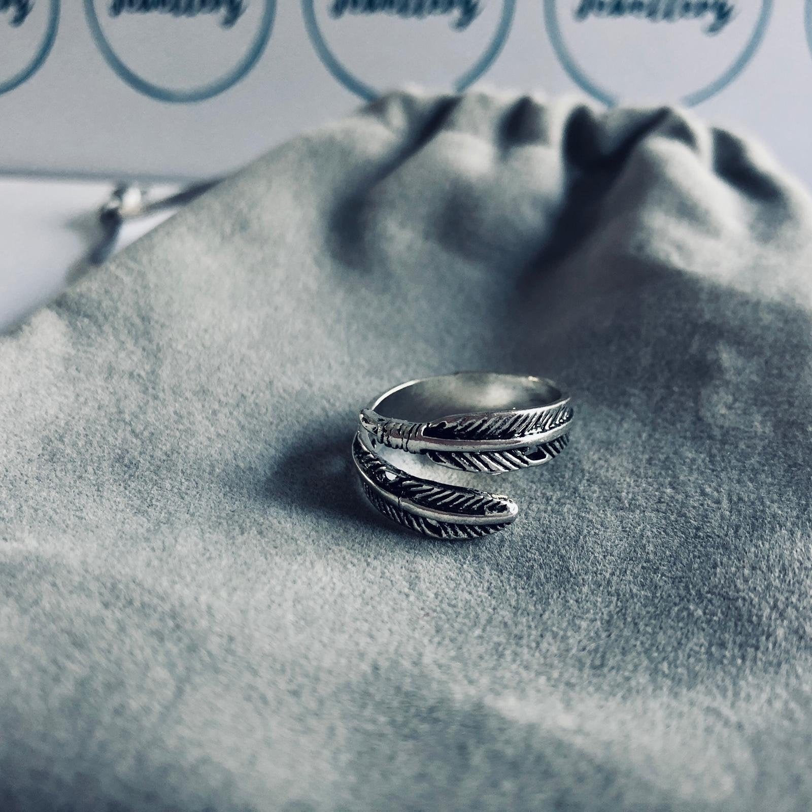 Adjustable Feather Ring