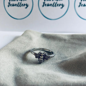 Vintage Style Bee Ring -  Silver Colour